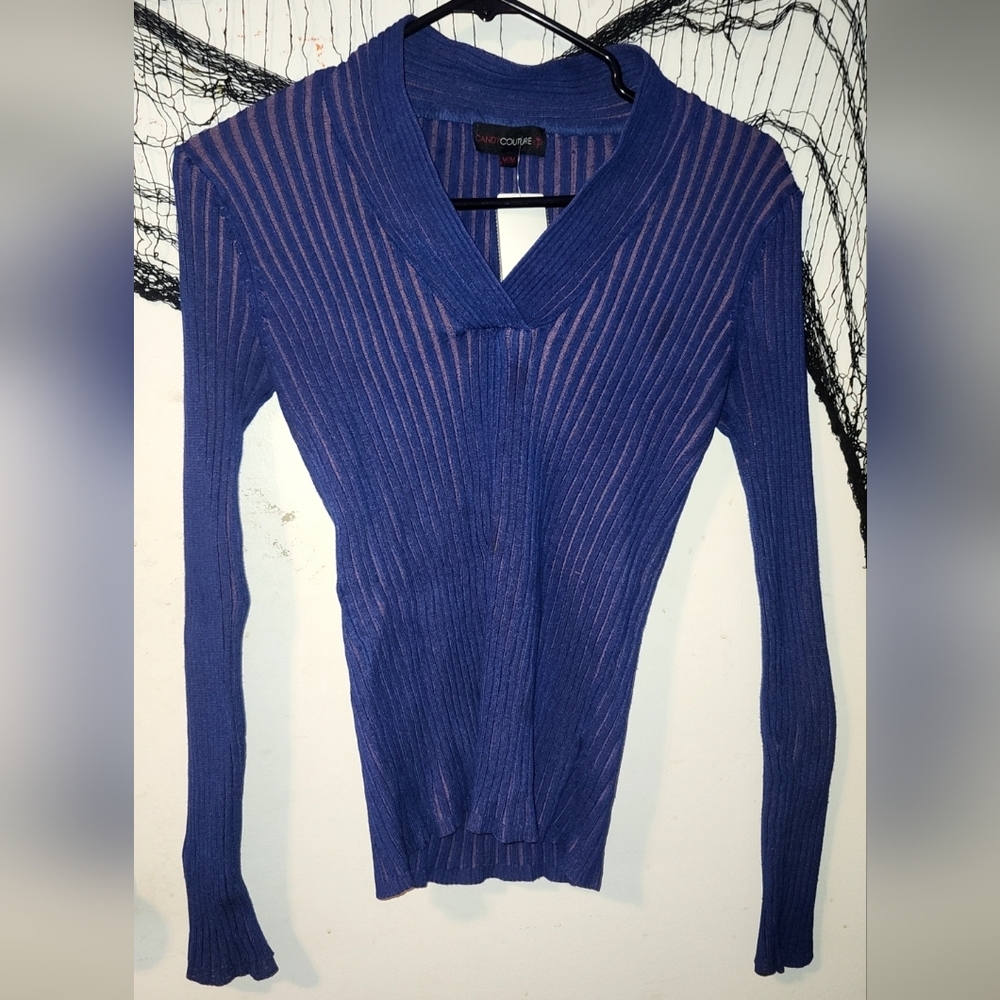 ✨️Candy Couture Women's V-Neck Sweater in Deep Blue✨️